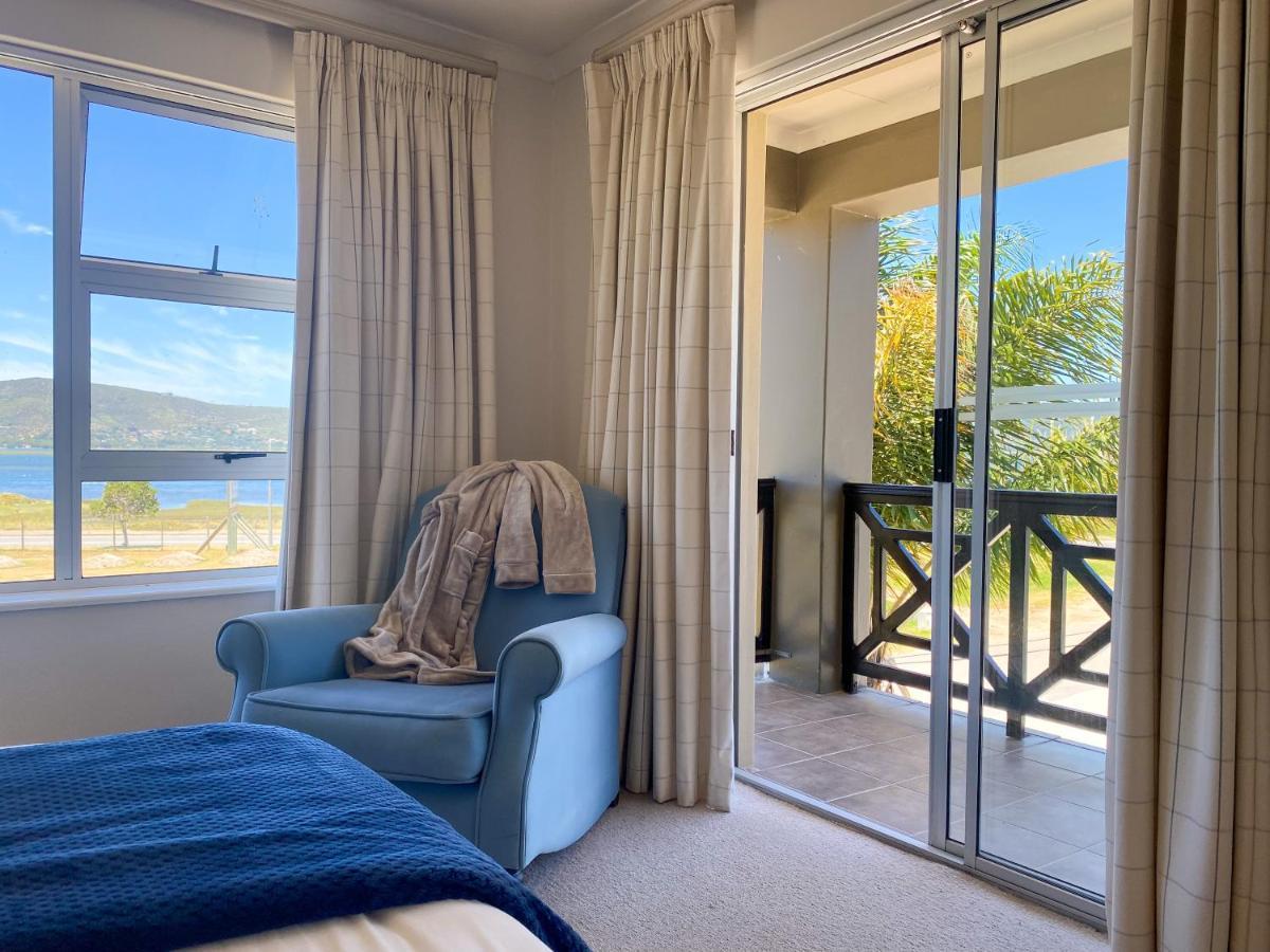 9 Summerplace Apartment *