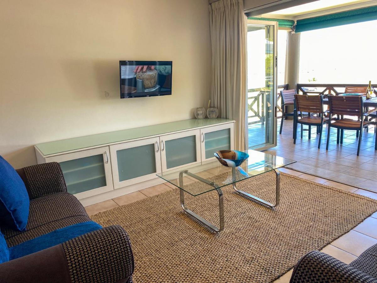 9 Summerplace Apartment *
